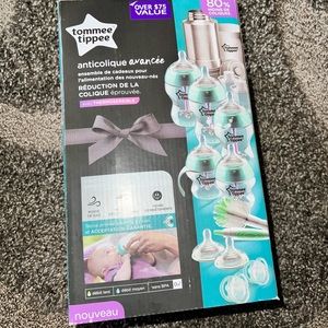 Tommee tippee bottle set
